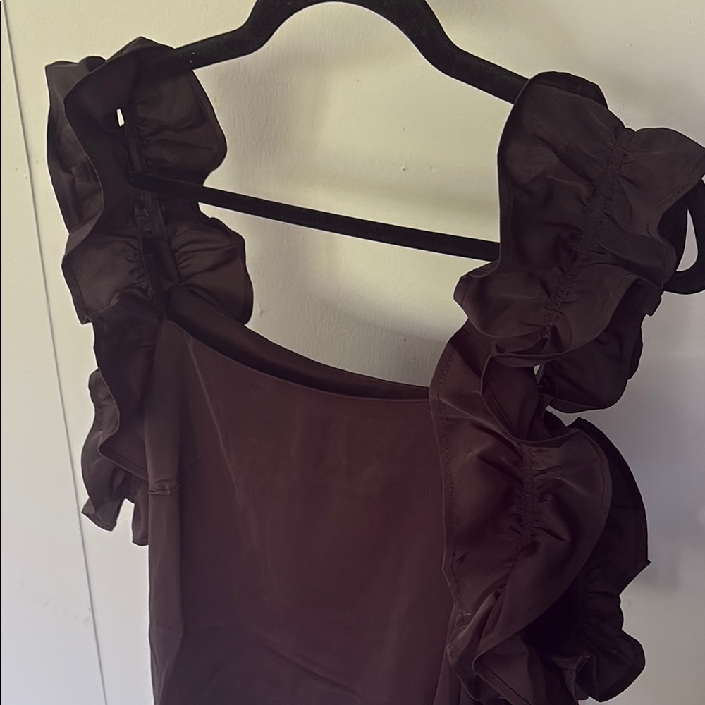 SHEIN Ruffled Sleeveless Tank - Picture 2 of 5
